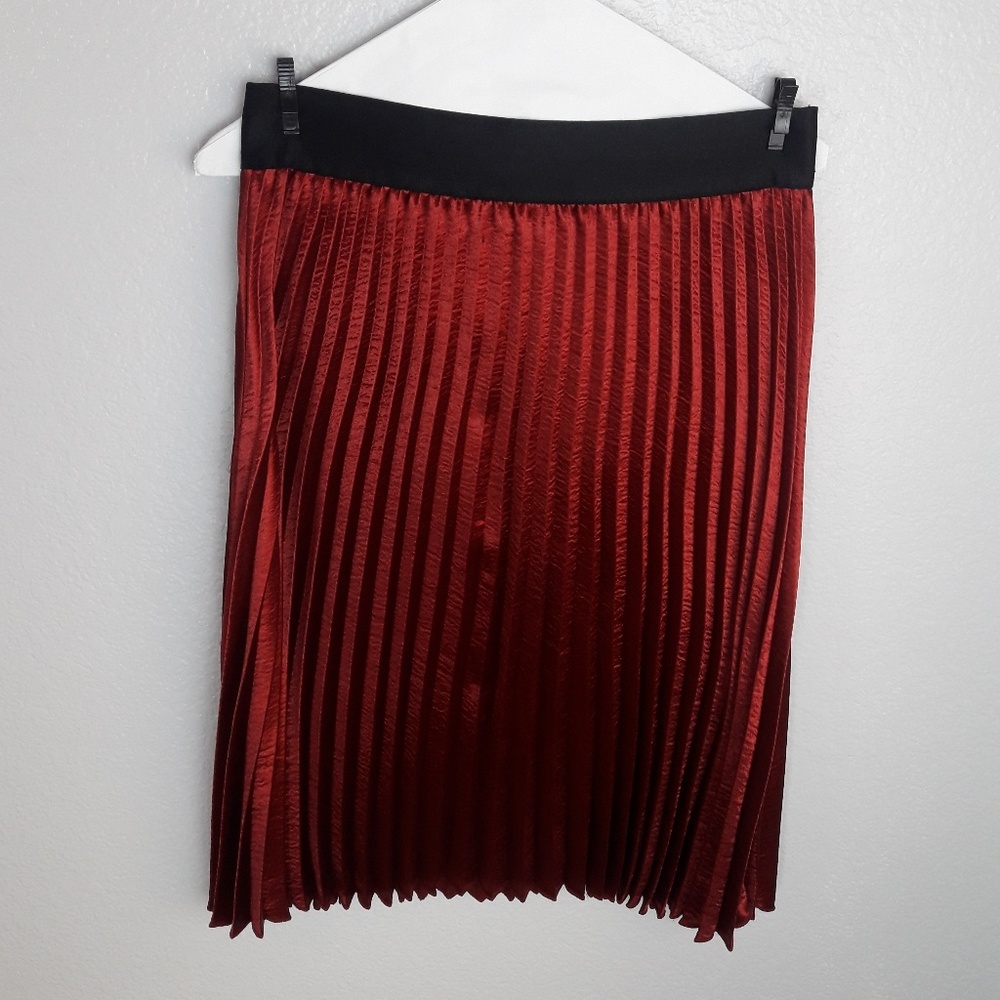 Charlotte Russe Red Pleated Satin Knee Length Skirt